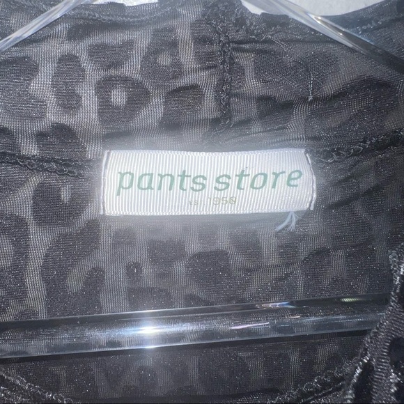 Long Sleeve Cheetah Printed Mesh long sleeve Top with Ruffle Sleeves - Picture 7 of 10